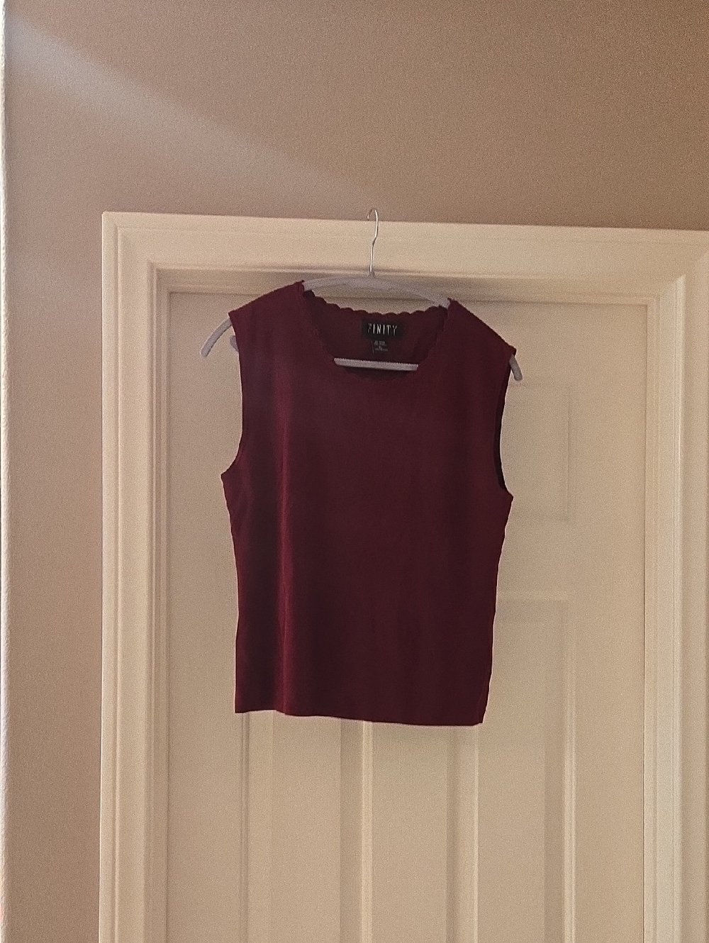 Finity Sleeveless Scallop Neck Tank - Burgundy